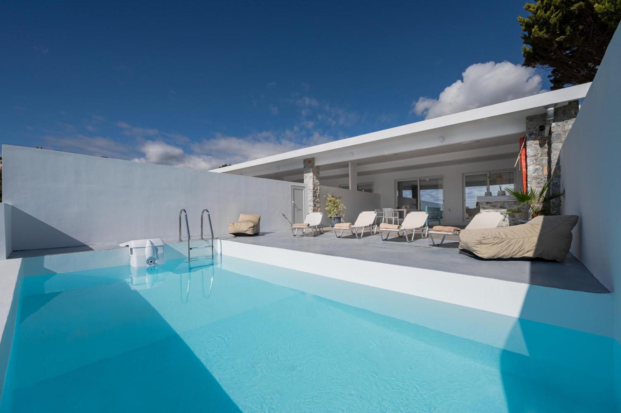 Mythos Villas Damnoni Bagian luar foto